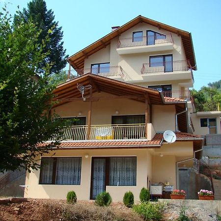 Villa Shipkovo Shipkovo  ภายนอก รูปภาพ
